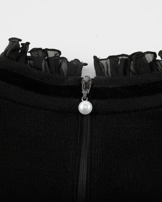 Velvet ribbon pleated T Shirt (Black)