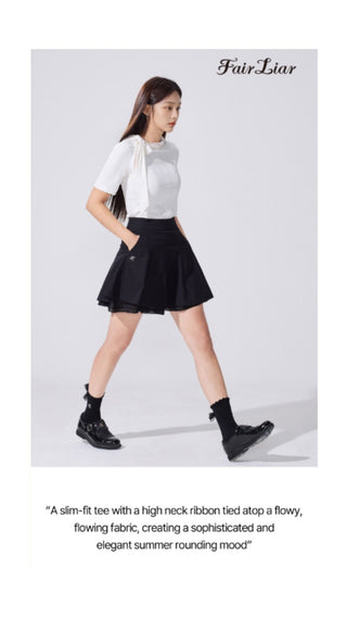 Ribbon High Neck Seven-Button T-Shirt (White)