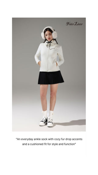 Fur ball Ankle-socks (Black)