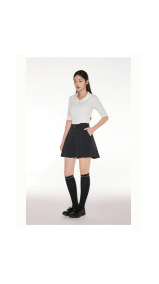 Front Ribbon Belt Wide Pleated Skirt (Black)