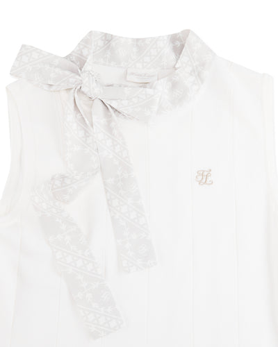 Patterned Neck ribbon sleeveless knit - White