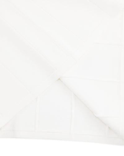 Patterned Neck ribbon sleeveless knit - White