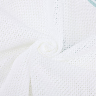 Punched V-neck Vest (White)