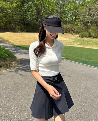 Front Ribbon Belt Wide Pleated Skirt (Black)