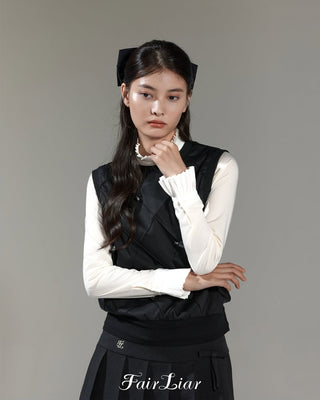 Ribbon Detailed Windproof Vest - Black