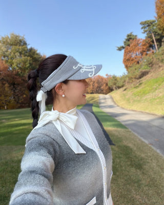 Tie Ribbon Turtle-neck Tshirt (Ivory)