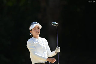 Lace Scallop Cardigan (White)