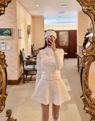 Lace Scallop Cardigan (White)