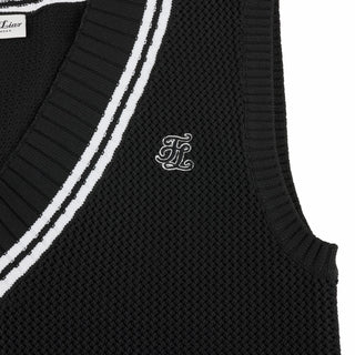 Punched V-neck Vest (Black)